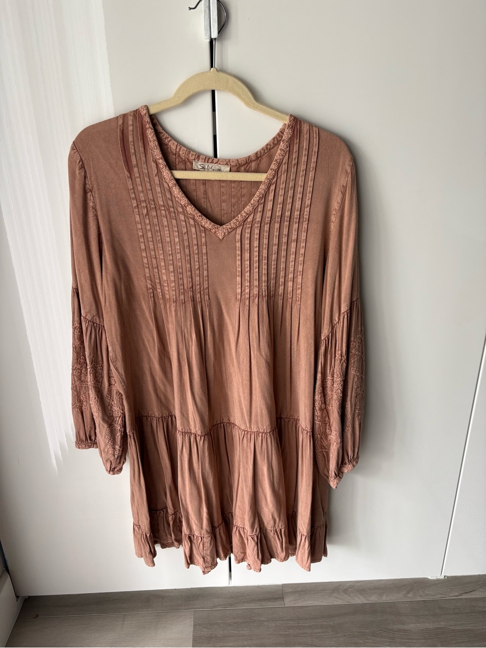 Solitaire Dusty Mauve Pintuck Tiered Tunic